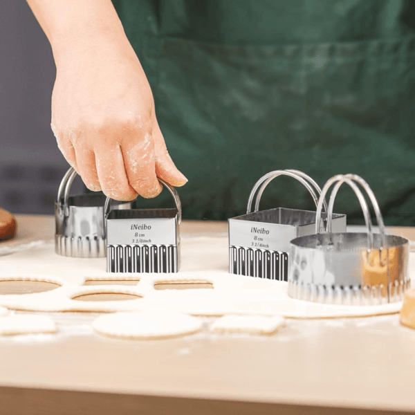 Professional Pastry and Cookie Cutter Set - Image 7